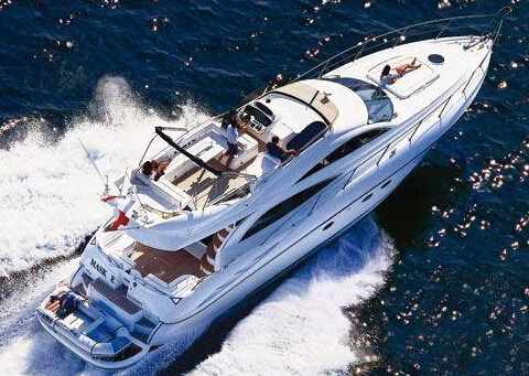 玩私人游艇必须注意的几点安全知识